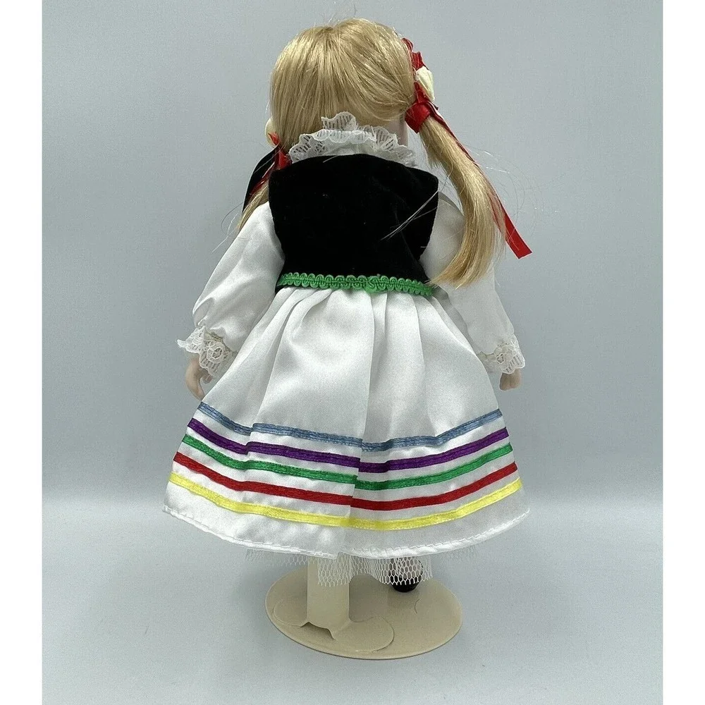 Royalton Porcelain Doll 1998 Wanda Storybook Doll Hand Painted Poland 10 Inches
